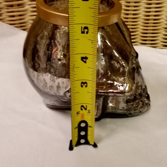 Old East Main Glass Skeleton/SkullHead Candle Holder/Lantern Silver Metallic 8x6 - Picture 5 of 6